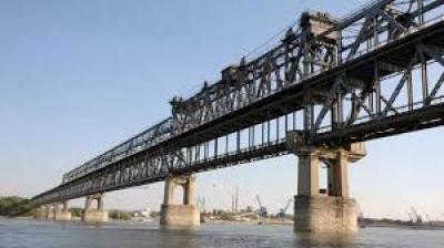 Restricții de circulație pe podul peste Dunăre de la Giurgiu