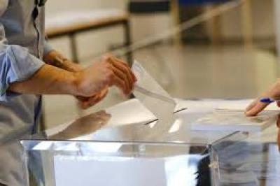 Românii din străinătate vor putea vota la alegerile europarlamentare în 915 secții de votare