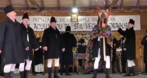Ansamblul &bdquo;Ciprian Porumbescu&rdquo; din Suceava colindă CJ Vrancea