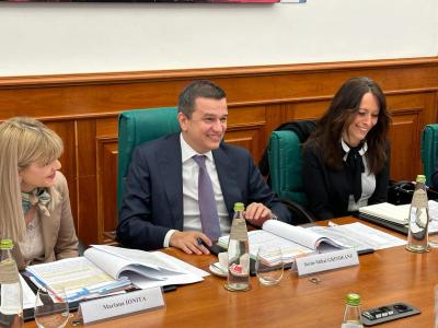 Miniștrii Transporturilor din Italia și România au vorbit despre construcția drumului de mare viteză Arad - Oradea