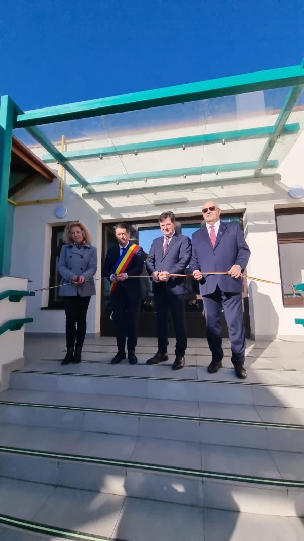 Două milioane de euro investiți &icirc;ntr-o școală din Pecica