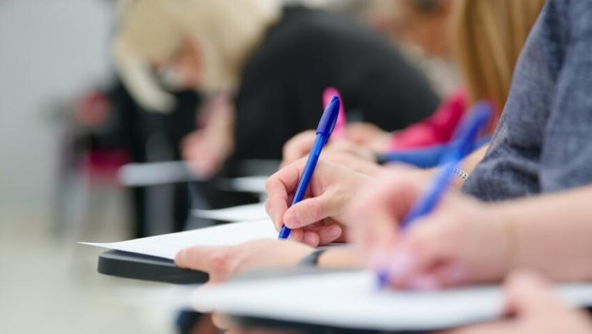 FSLI și „Spiru Haret” reclamă disfuncționalități majore la digitalizarea Evaluării Naționale