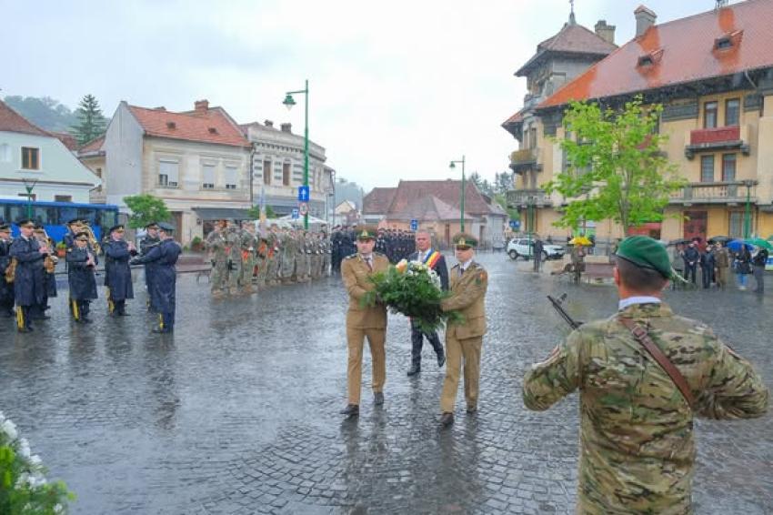 Brașov. Recunoştinţă Eternă Eroilor Neamului
