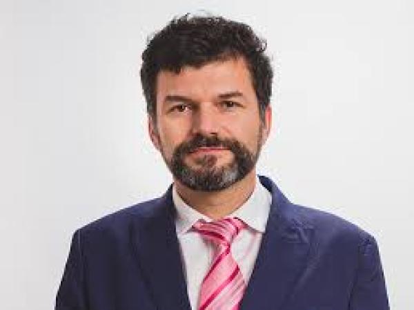 Trei membri USR vor să se &icirc;nscrie &icirc;n cursa prezidențială