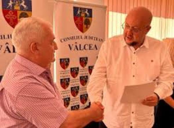 Laboratoare de practică pentru școlile din V&acirc;lcea