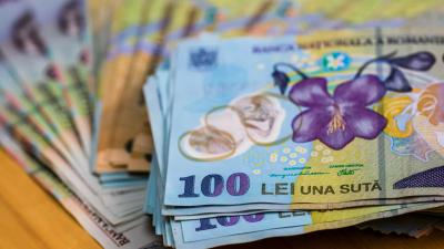 Partidele primesc mai mulți bani dec&acirc;t educația: Declic a lansat petiția: &bdquo;Tăiați subvențiile partidelor!&rdquo;