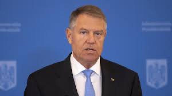 Criză în România. Iohannis convoacă partidele politice la consultări
