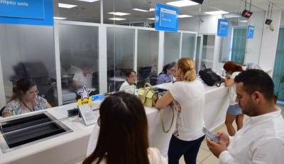 Prioritate la ghișeu pentru femeile însărcinate şi persoanele cu copii mai mici de 5 ani