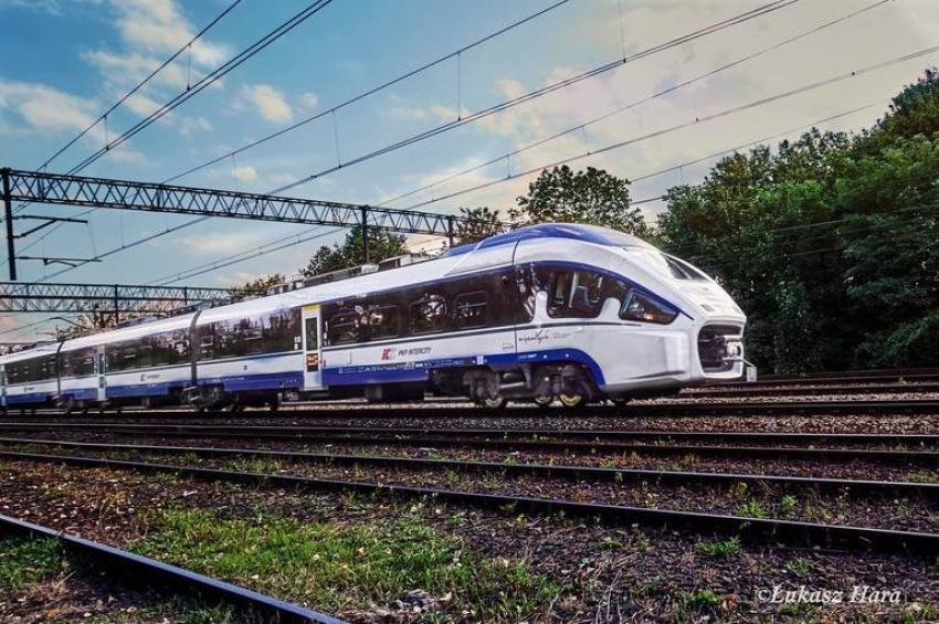 Trenul metropolitan va lega Cluj-Napoca de cinci comune printr-un traseu de aproape 49 de kilometri