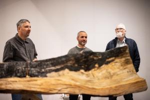 Dichot&oacute;mia &ndash; expoziția de instalații spațiale conceptuale a lui Sebesty&eacute;n R&oacute;bert