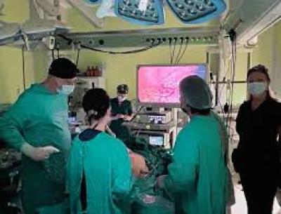 Intervenție chirurgicală inovatoare la spitalul din Târgoviște