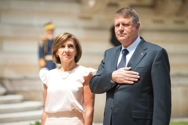 Soții Iohannis, somați de Primăria Sibiu pentru restanțe la taxe locale